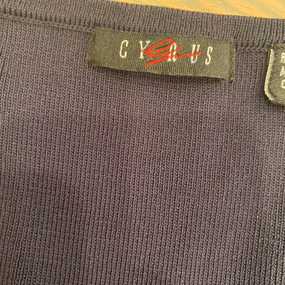 🌺 Cyrus women sweater size S - Picture 4 of 7